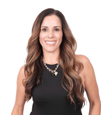 Portrait of Sarai Heikkinen, REALTOR®.